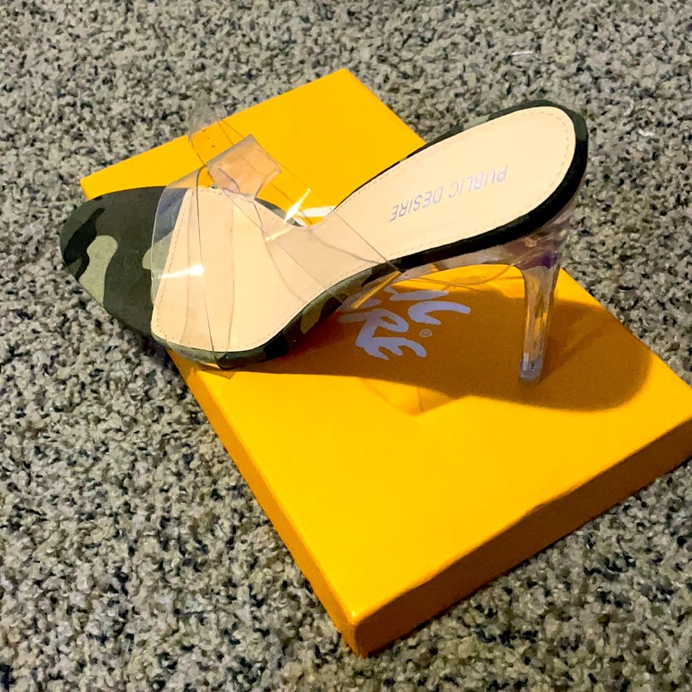PD camouflage/clear block heel